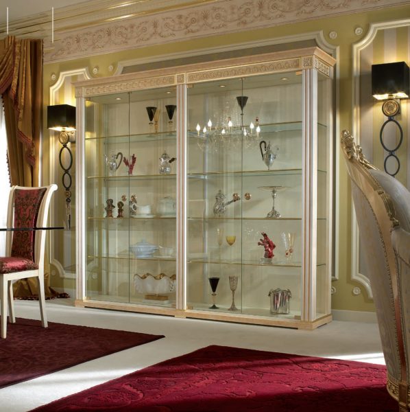 Белый шкаф витрина Белый шкаф витрина