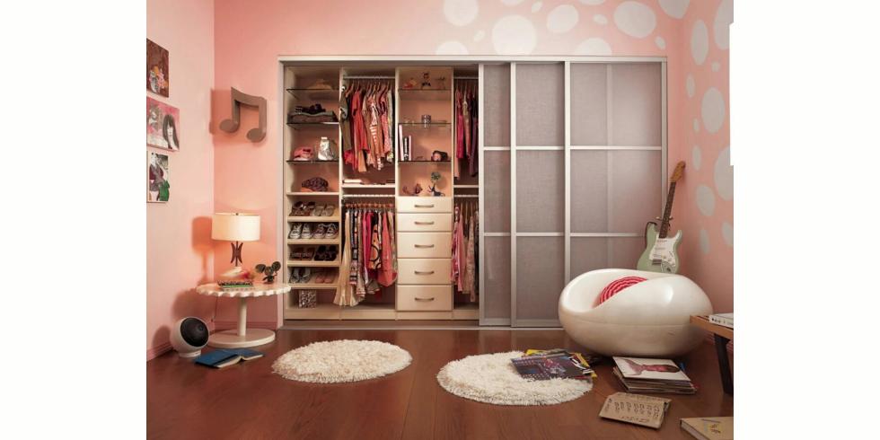 Шкаф-купе в детскую - внутреннее наполнение