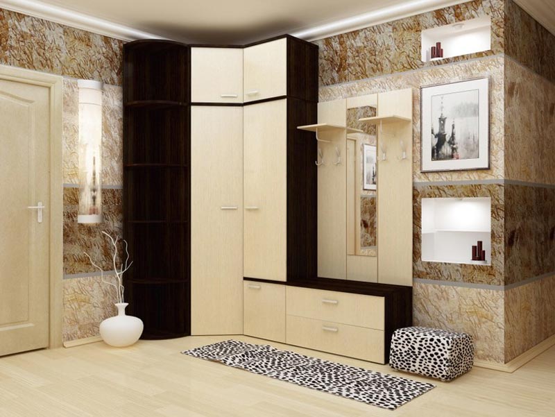 Облаштування невеликого коридору