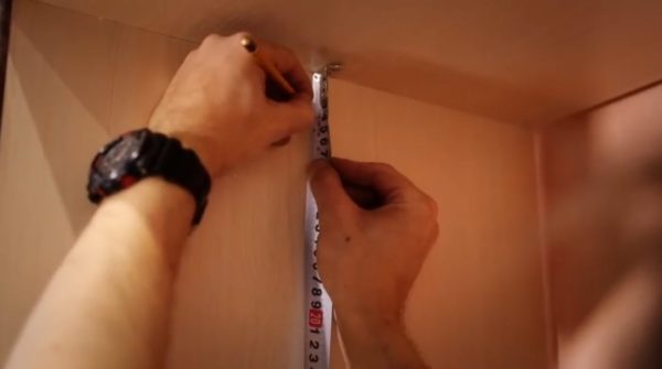 Здійснення вимірів для штанги