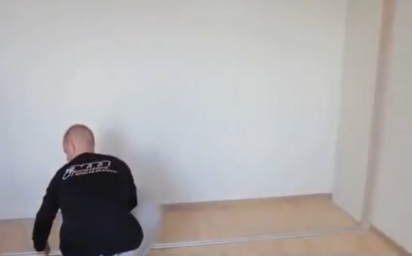 Розміщення нижньої напрямної