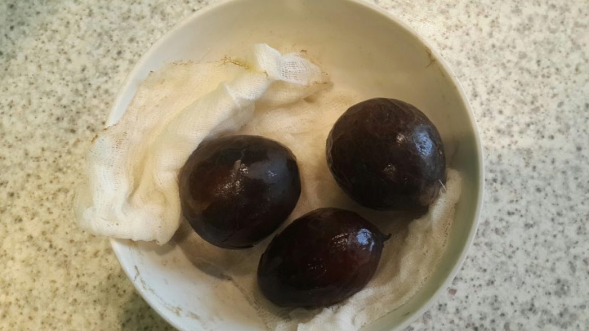 Кісточки у марлі