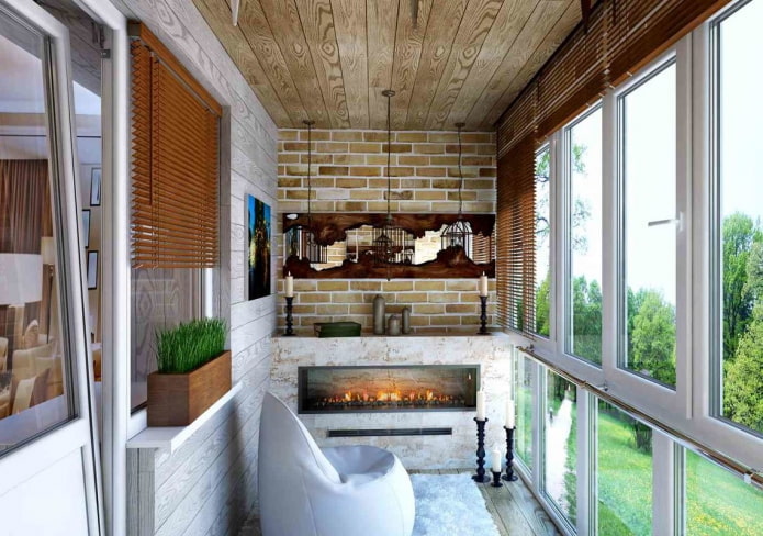 камін в інтер'єрі балконного простору