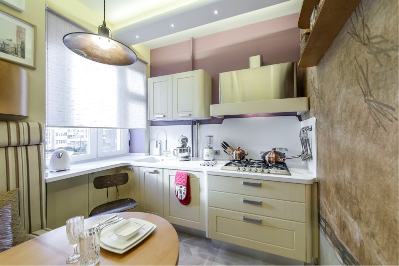 Підвіконня-барна стійка