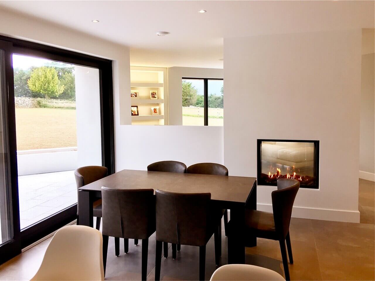 Стиль хай-тек у дизайні інтер'єру: 50 фото