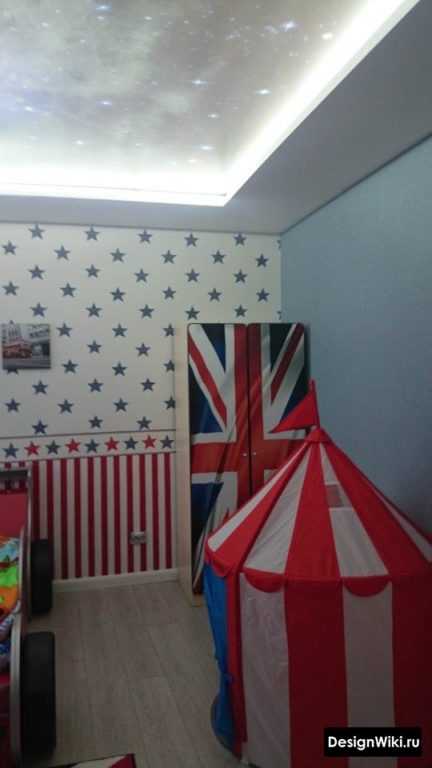 Інтер'єр дитячої кімнати в англійському стилі